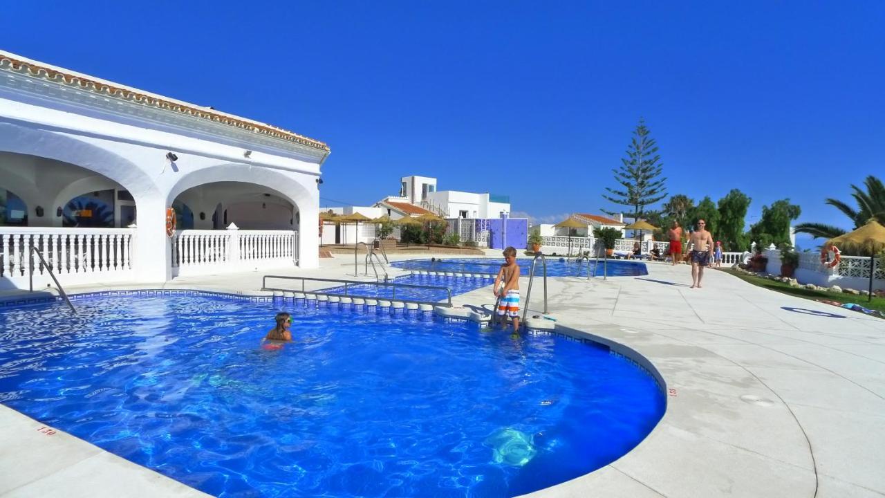 R838 Capistrano Playa 213 Apartment Nerja Ngoại thất bức ảnh